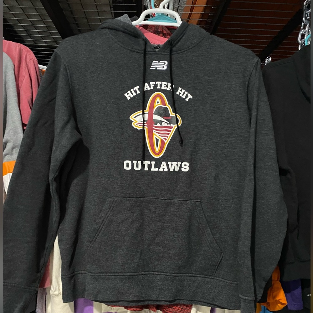 New Balance Outlaw Hoodie size M